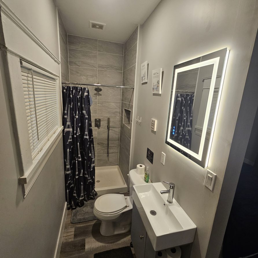 EnsGate Suite Bathroom Gate City Suite
